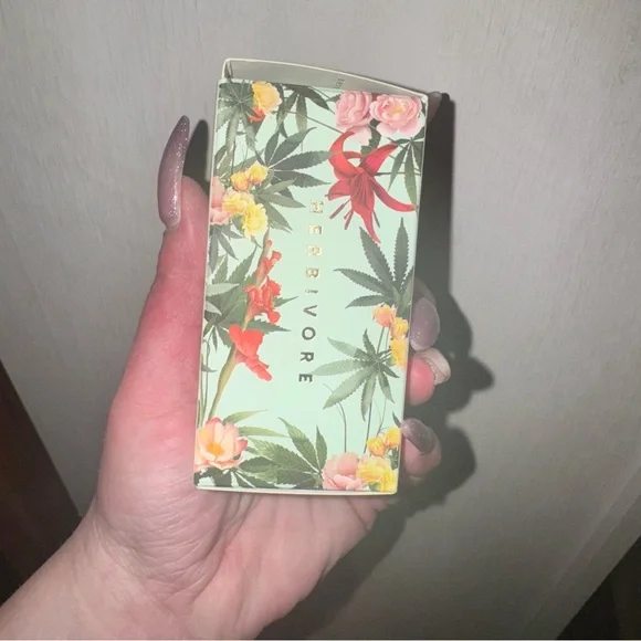 Emerald glow oil - Picture 4 of 5